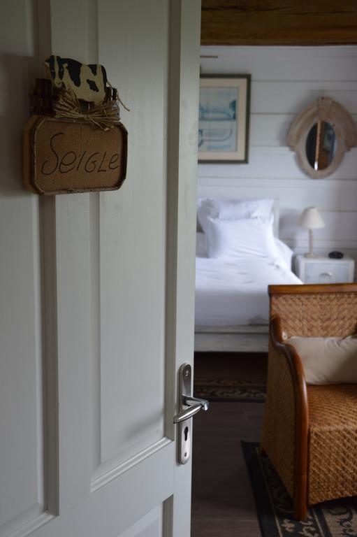 La Grange Des Marettes Bed & Breakfast Cleres Bagian luar foto