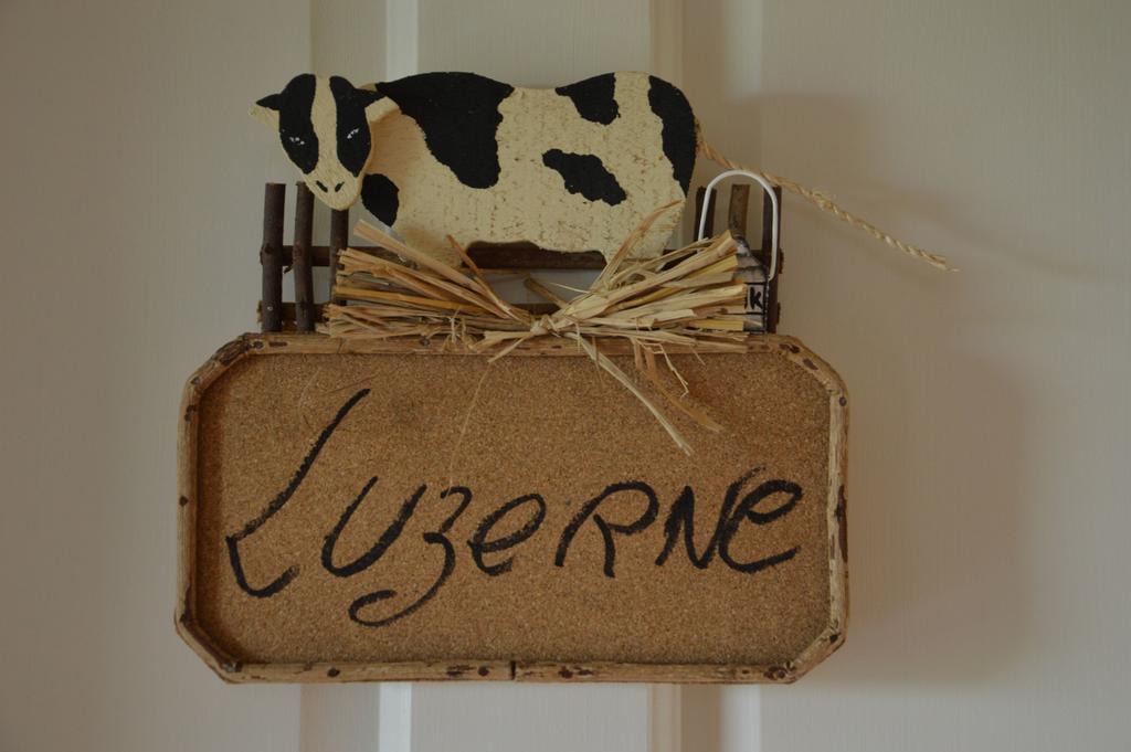 La Grange Des Marettes Bed & Breakfast Cleres Bagian luar foto